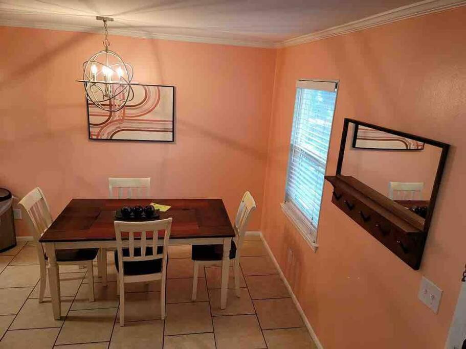 Elegant 2-Bedroom Pet-Friendly Villa W 2 Parking Spaces Hilton Head Island Exterior photo