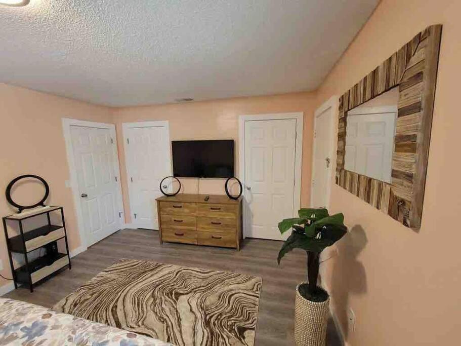 Elegant 2-Bedroom Pet-Friendly Villa W 2 Parking Spaces Hilton Head Island Exterior photo